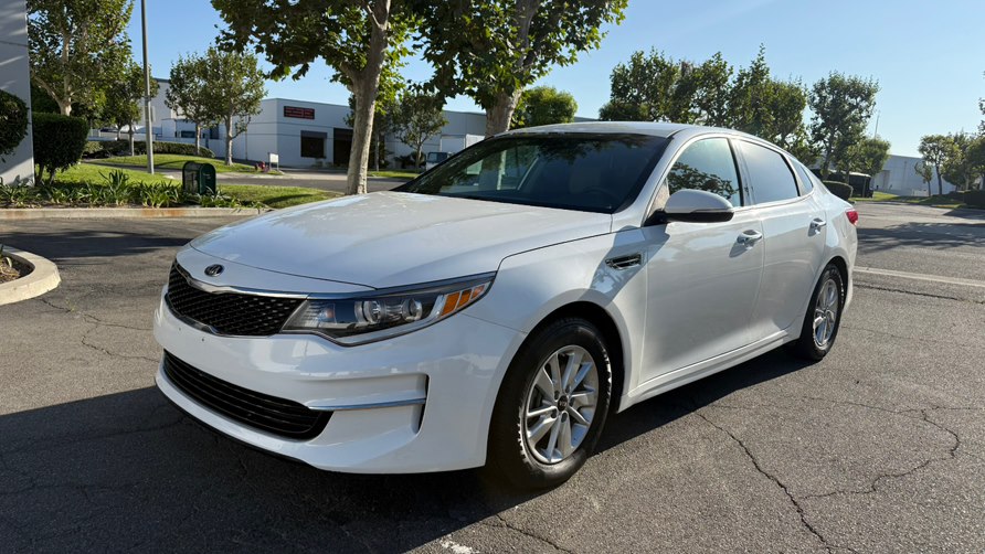 2016 Kia Optima LX AT's photo