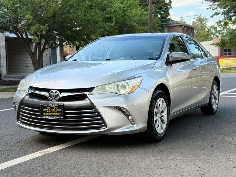 2015 Toyota Camry 4dr Sdn I4 Auto LE (Natl)