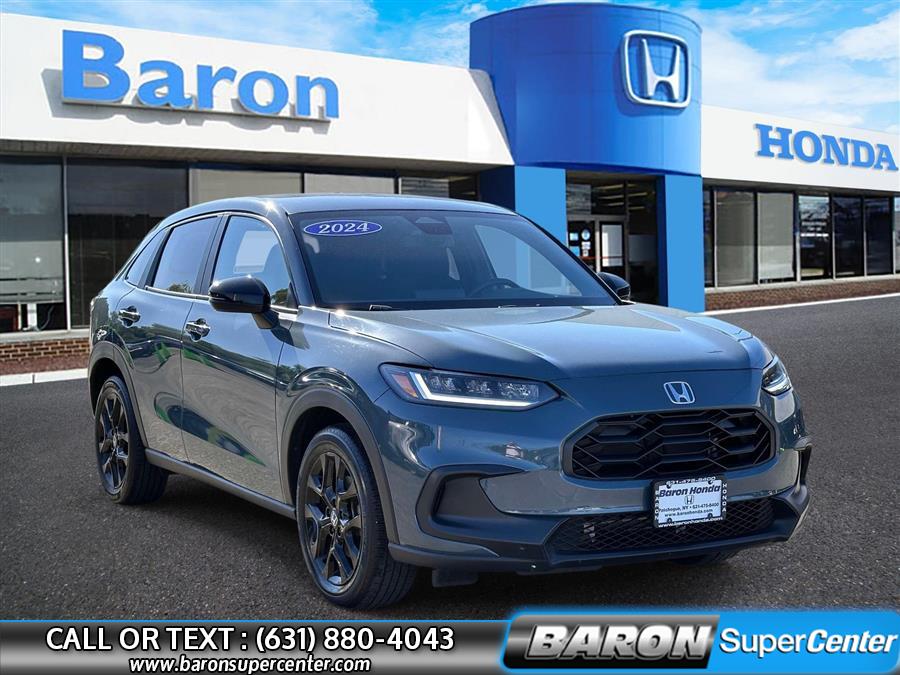 Used 2024 Honda Hr-v in Patchogue, New York | Baron Supercenter. Patchogue, New York