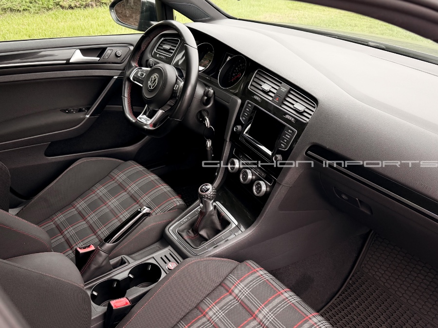 2015 Volkswagen Golf GTI SE - Photo 11