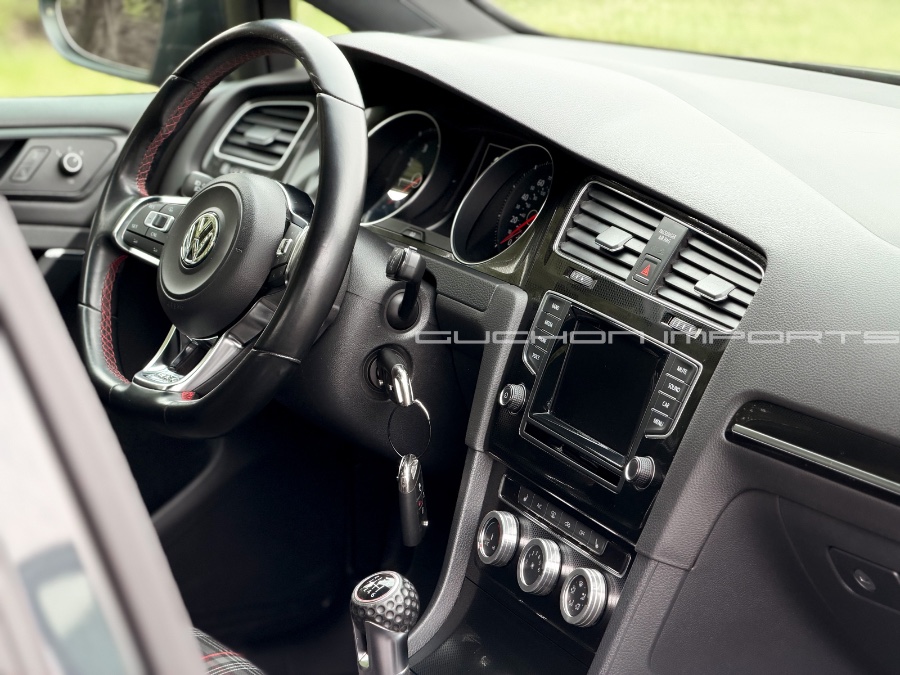 2015 Volkswagen Golf GTI SE - Photo 12