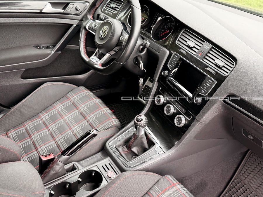 2015 Volkswagen Golf GTI SE - Photo 14