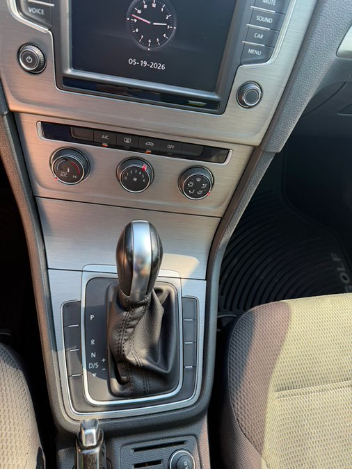 2017 Volkswagen Golf SportWagen S - Photo 12