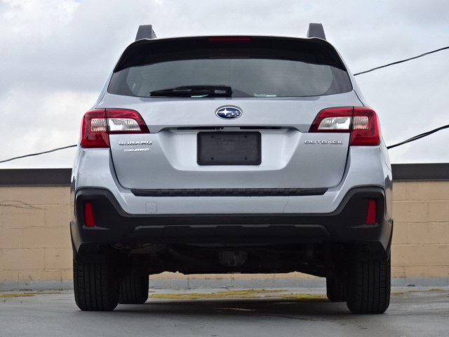 2019 Subaru Outback Base - Photo 9