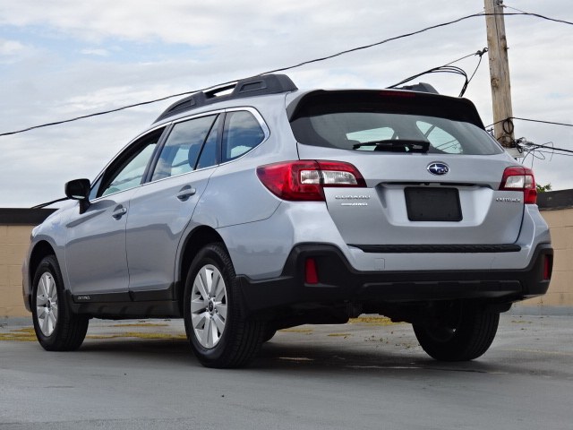 2019 Subaru Outback Base - Photo 10