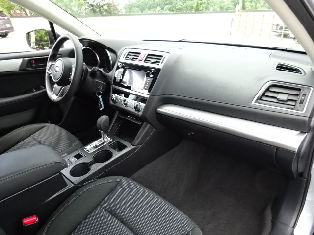 2019 Subaru Outback Base - Photo 20