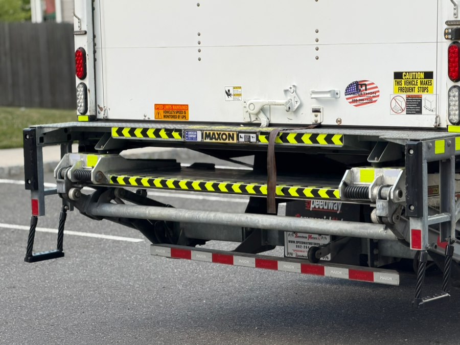 2022 Ford F-650 - Photo 56