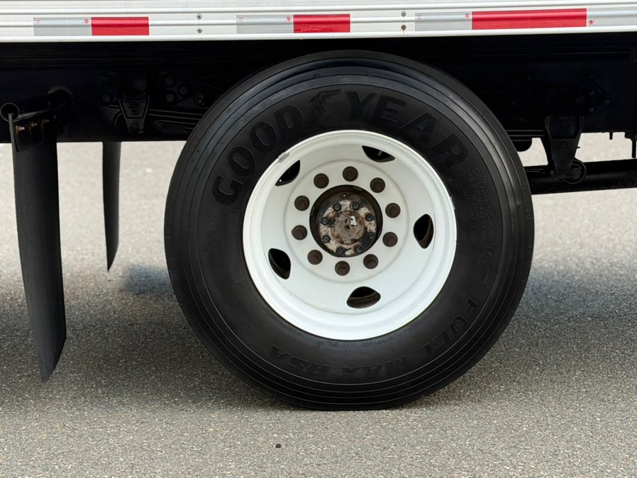 2022 Ford F-650 - Photo 51