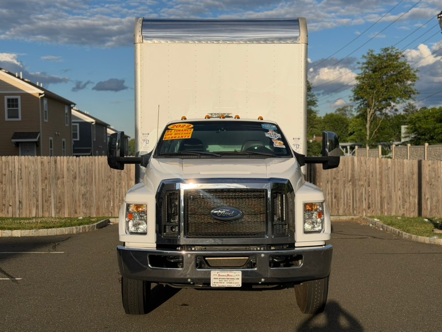 2022 Ford F-650 - Photo 8