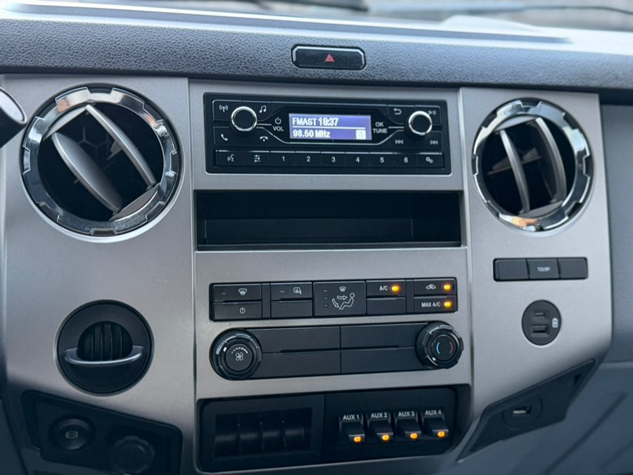 2022 Ford F-650 - Photo 35