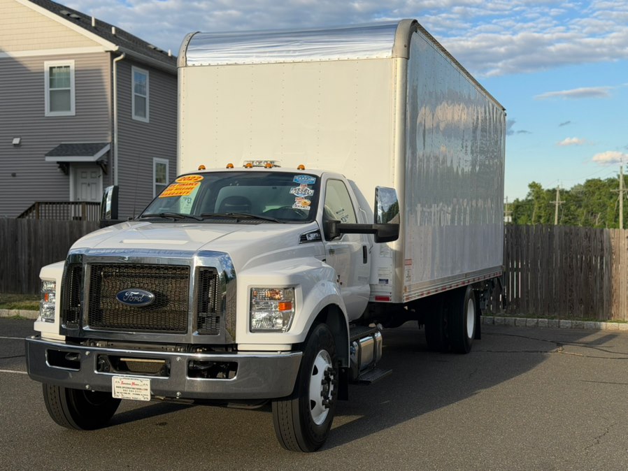2022 Ford F-650 - Photo 7