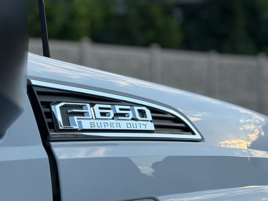 2022 Ford F-650 - Photo 11