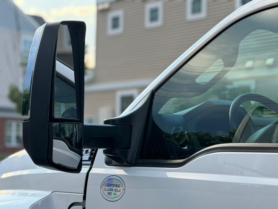 2022 Ford F-650 - Photo 15