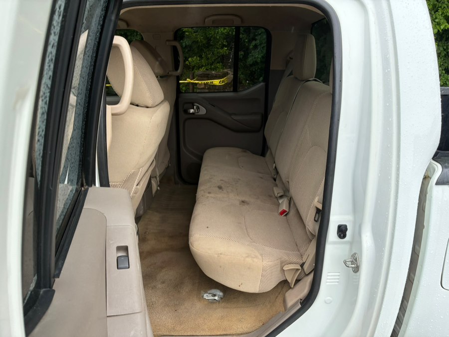 2017 Nissan Frontier SV - Photo 8
