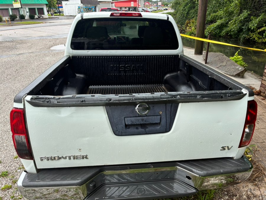 2017 Nissan Frontier SV - Photo 11