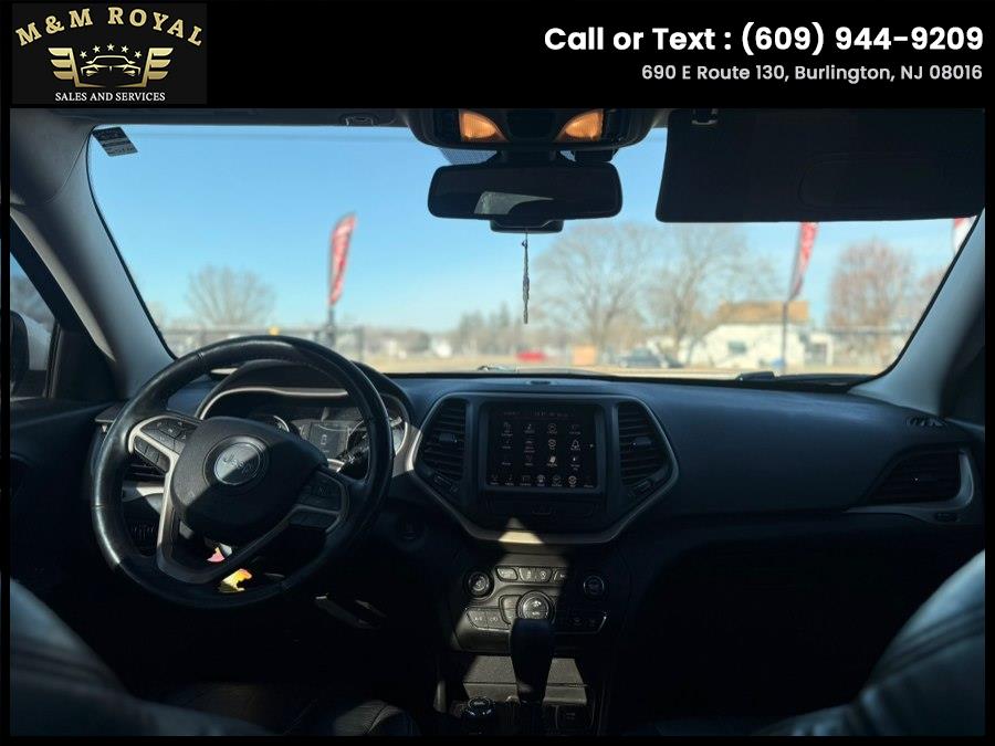 2015 Jeep Cherokee Latitude - Photo 11