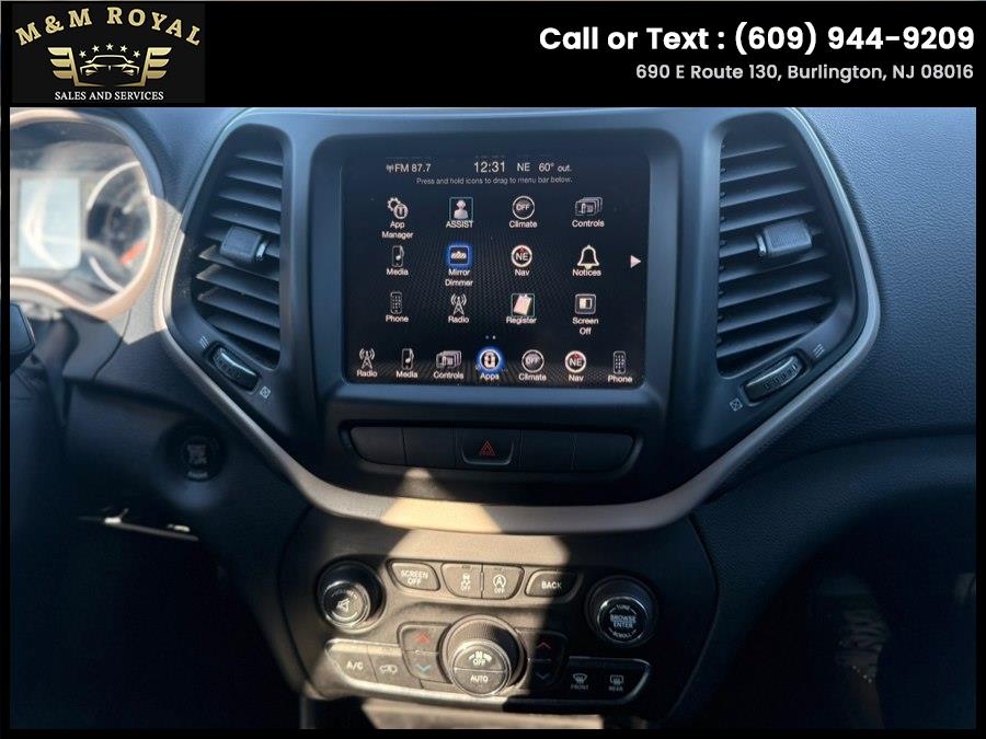 2015 Jeep Cherokee Latitude - Photo 13