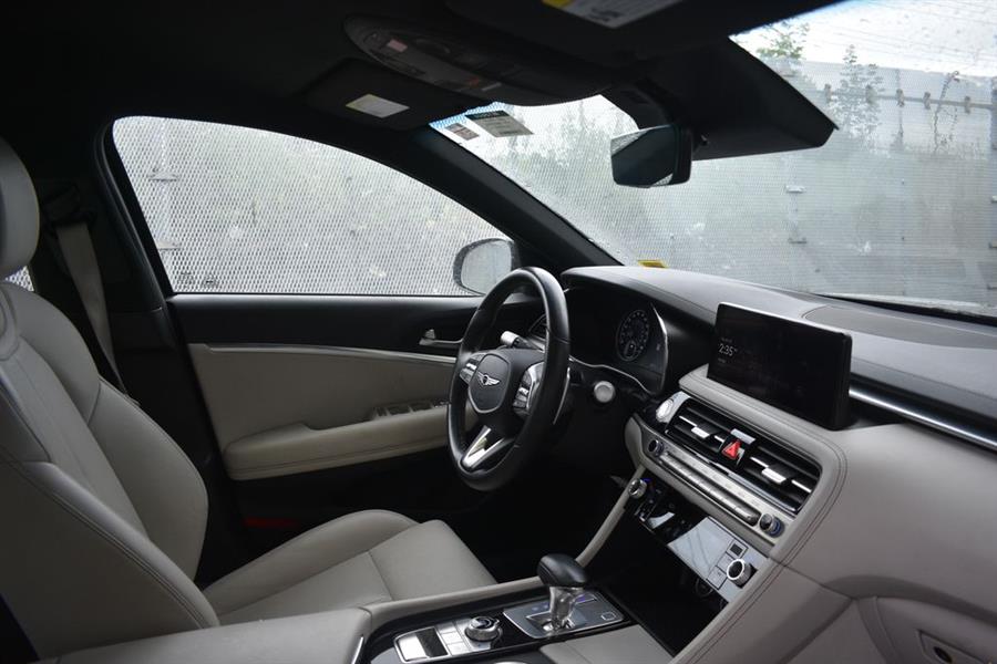 2025 GENESIS G70 Standard - Photo 19