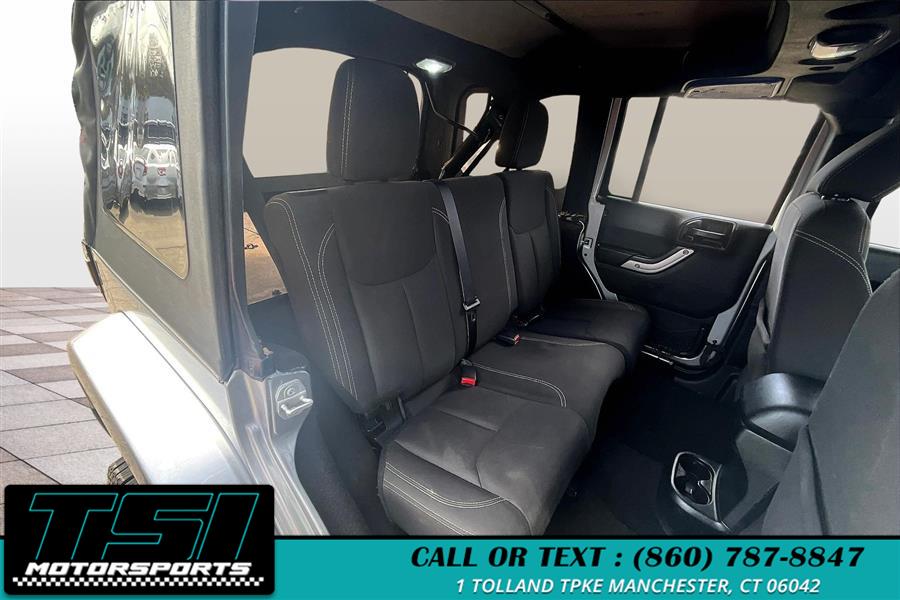 2018 Jeep Wrangler JK Unlimited Sahara - Photo 26