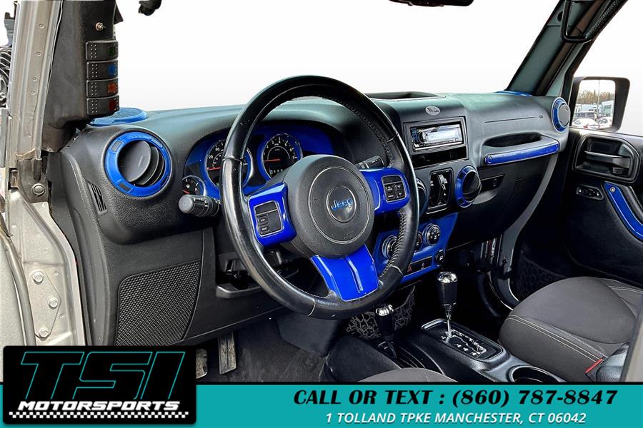 2018 Jeep Wrangler JK Unlimited Sahara - Photo 13