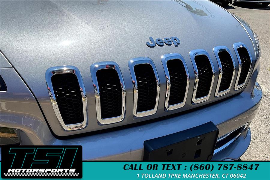2017 Jeep Cherokee Overland - Photo 28