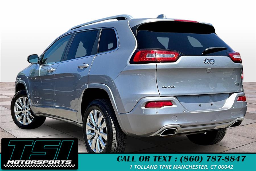 2017 Jeep Cherokee Overland - Photo 12