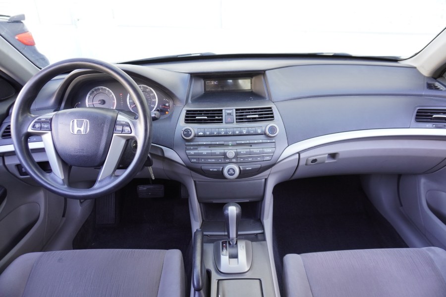 2012 Honda Accord LX-P - Photo 16