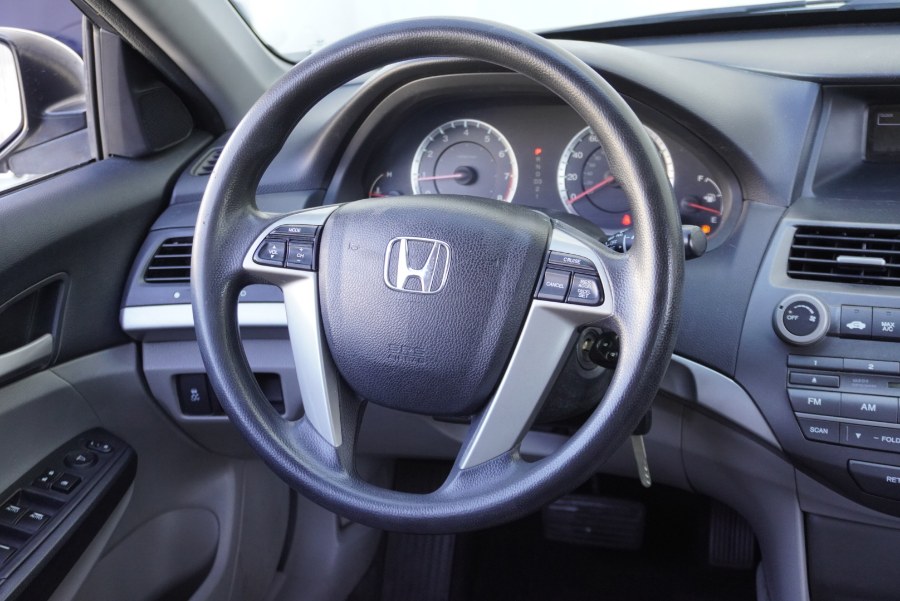 2012 Honda Accord LX-P - Photo 17