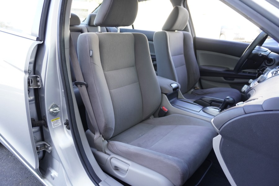 2012 Honda Accord LX-P - Photo 11
