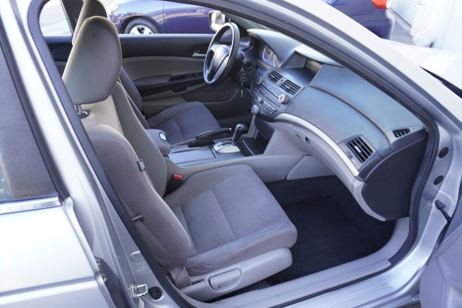 2012 Honda Accord LX-P - Photo 10