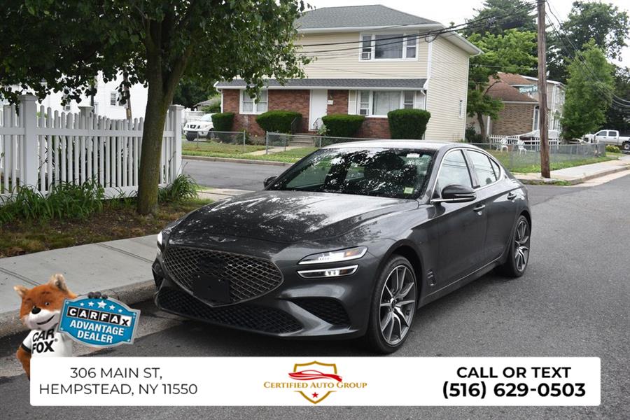 2025 GENESIS G70 Standard - Photo 2