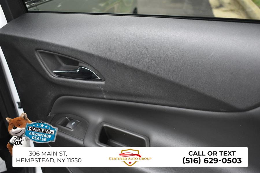 2024 Chevrolet Equinox LT - Photo 24