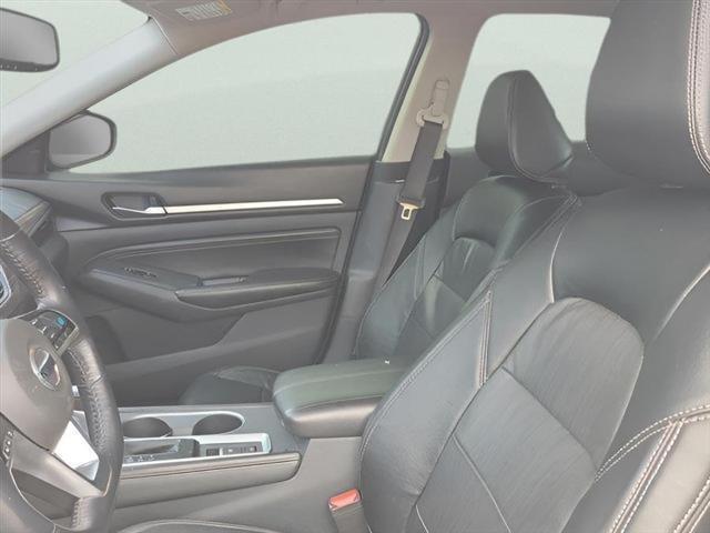 2019 Nissan Altima SL - Photo 14