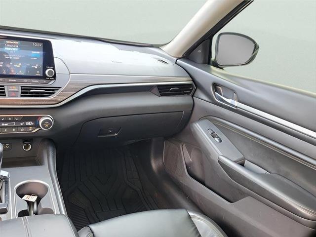 2019 Nissan Altima SL - Photo 19