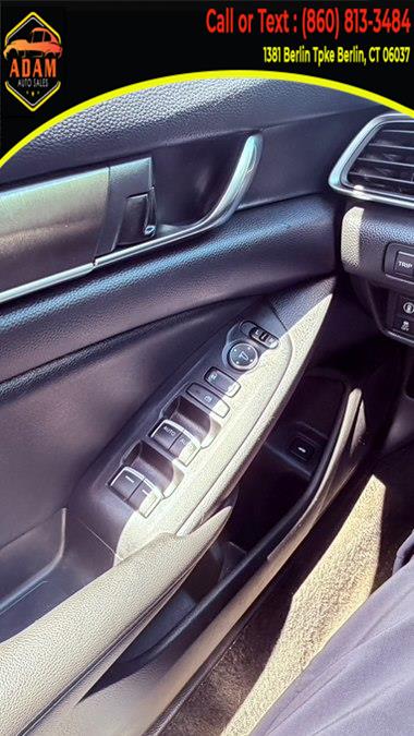 2019 Honda Accord LX - Photo 13