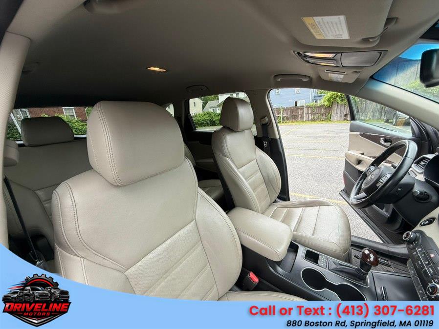 2017 Kia Sorento LX - Photo 14