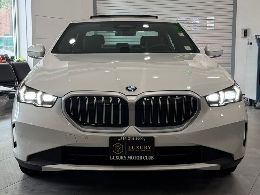 2026 BMW 5 Series 530i xDrive Sedan's photo