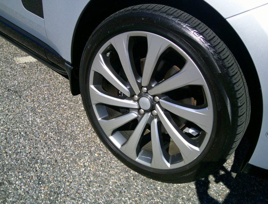 2023 Land Rover Range Rover SE - Photo 16