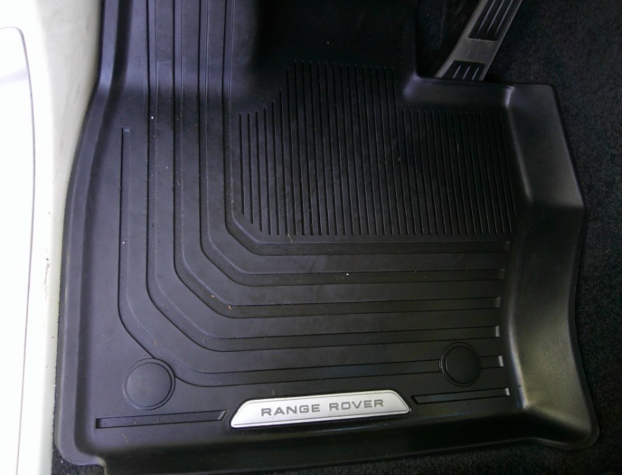 2023 Land Rover Range Rover SE - Photo 96