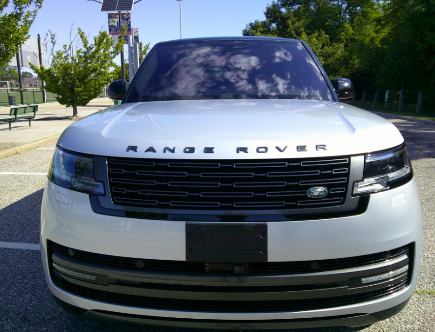 2023 Land Rover Range Rover SE - Photo 18