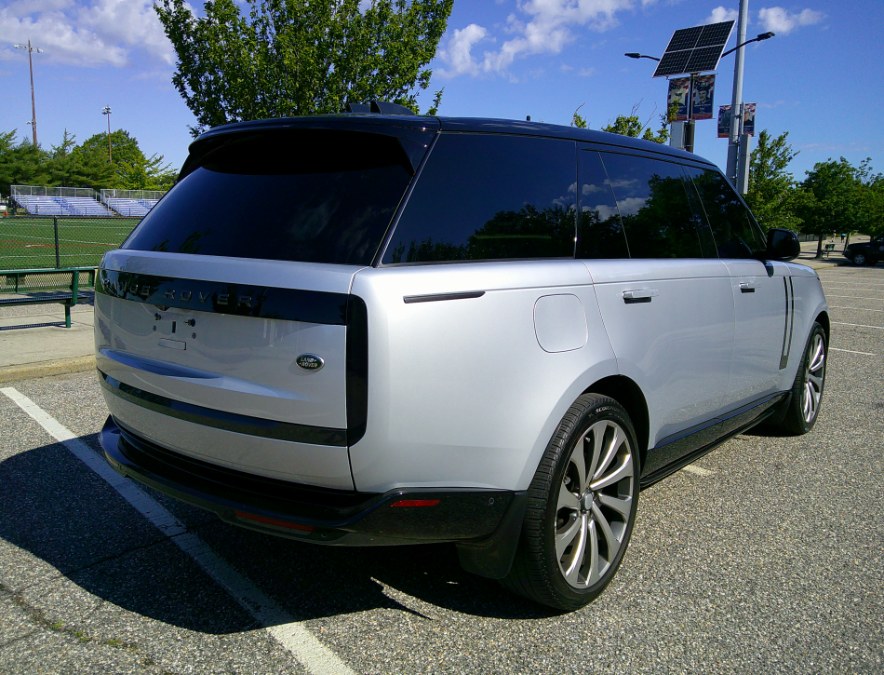 2023 Land Rover Range Rover SE - Photo 12