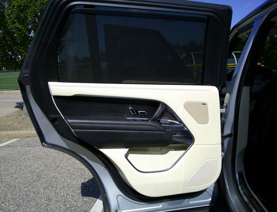 2023 Land Rover Range Rover SE - Photo 44