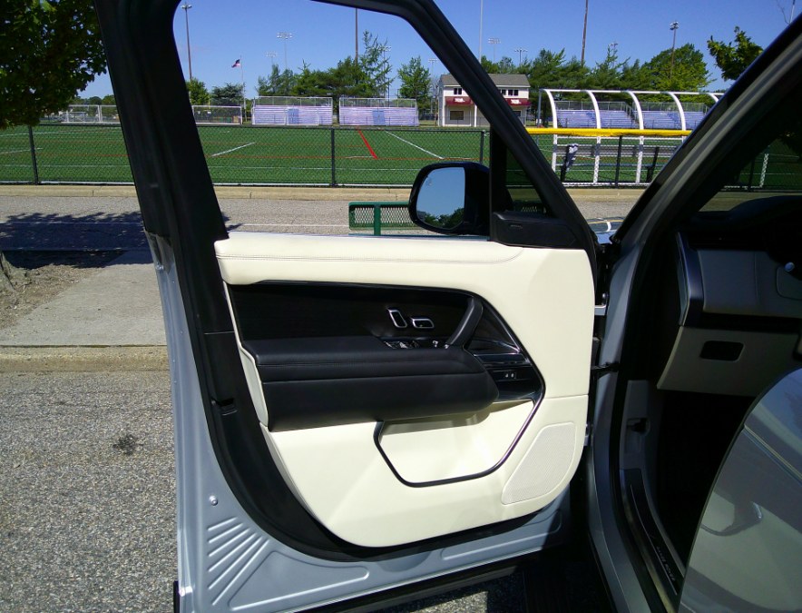 2023 Land Rover Range Rover SE - Photo 95