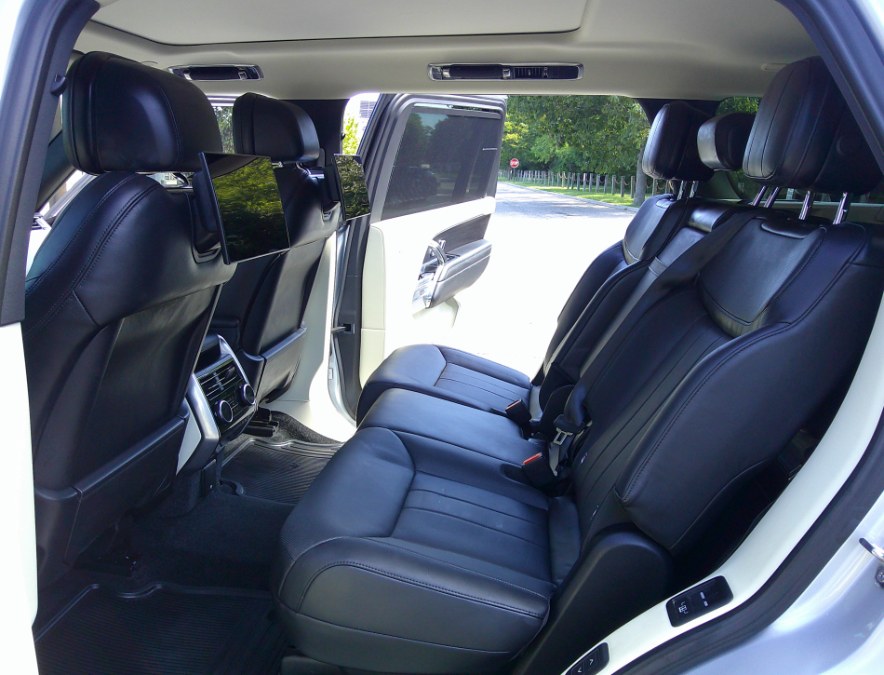 2023 Land Rover Range Rover SE - Photo 50