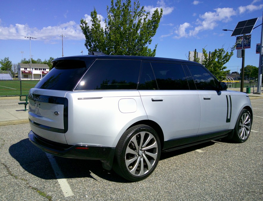 2023 Land Rover Range Rover SE - Photo 11