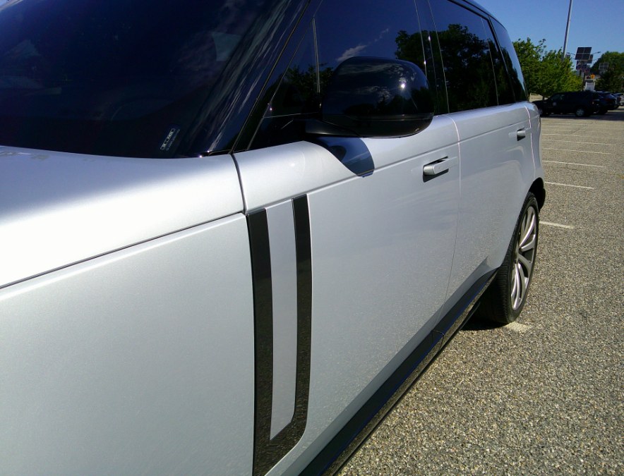2023 Land Rover Range Rover SE - Photo 35