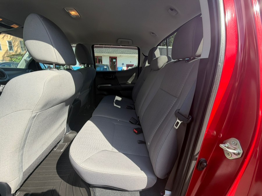 2017 Toyota Tacoma SR5 - Photo 9