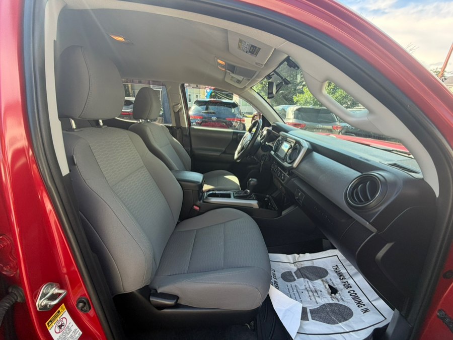 2017 Toyota Tacoma SR5 - Photo 11