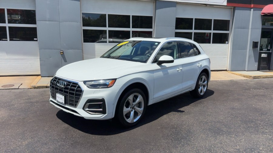 2021 Audi Q5 45 Prestige's photo