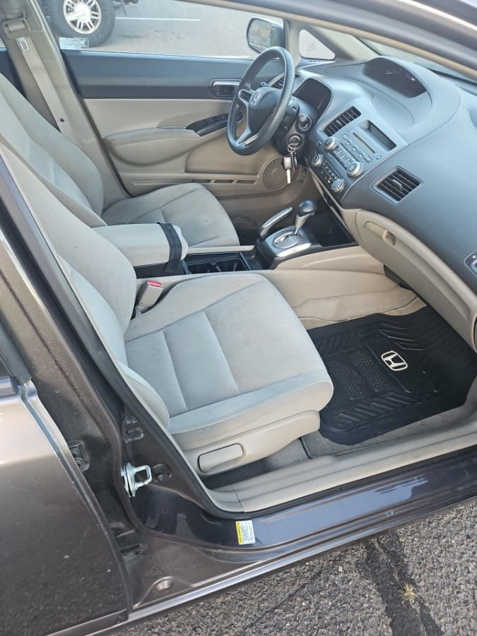 2010 Honda Civic LX - Photo 8
